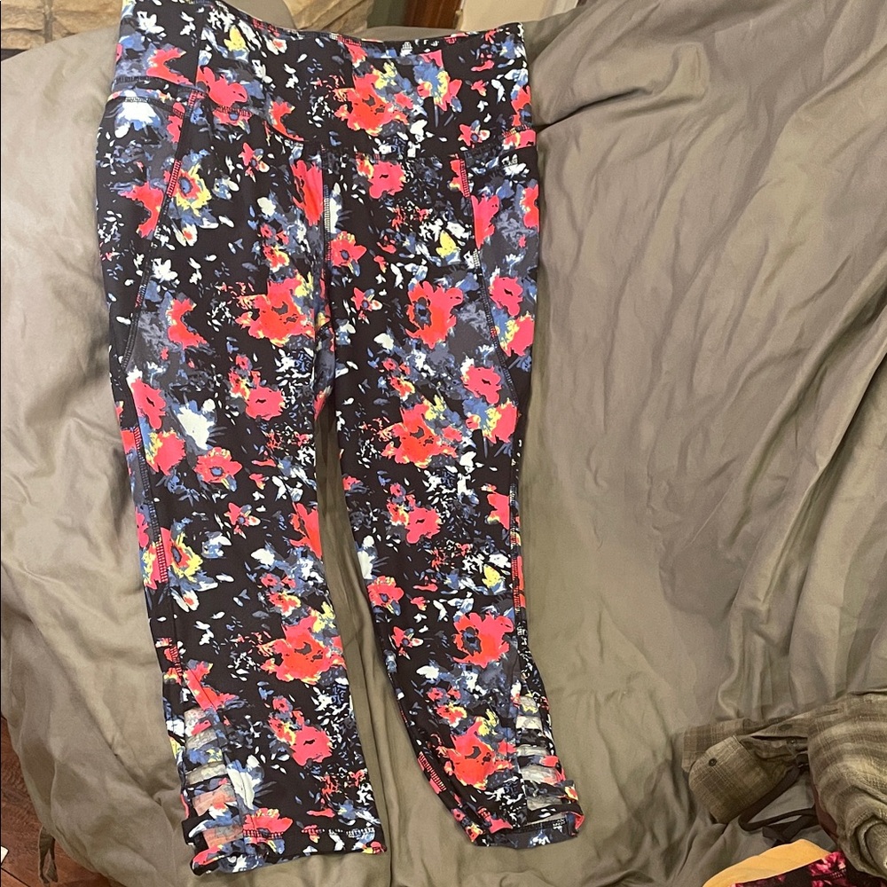 Livi Active Black Floral Leggings